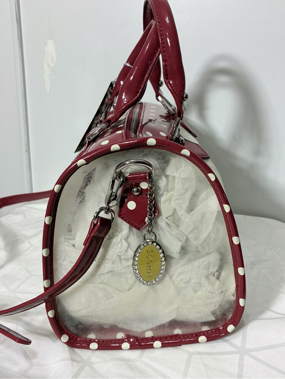 Score Game Day Bag NWT. Dustbag, charm, NOS, maroon white - Picture 4 of 12